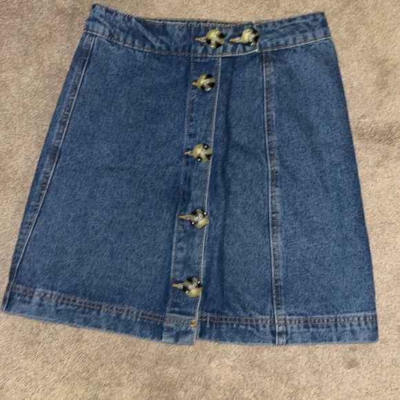Denim mini skirt - EUC!! Only worn once! $15 - Picture 3 of 5